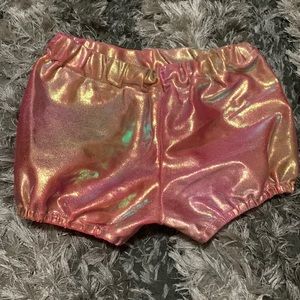 Iridescent shorts